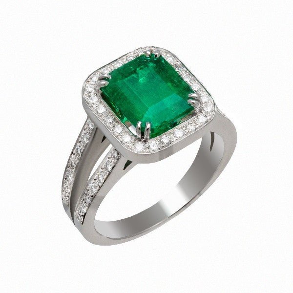 Bague Alcazar en or blanc 18 carats, émeraude coussin taille émeraude vert intense en halo de diamants ronds, double anneau fendu pavé, vue de côté