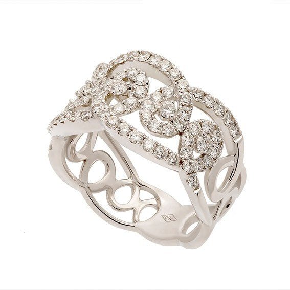 Bague dentelle en or blanc 18 carats pavée de diamants, vue de trois quarts