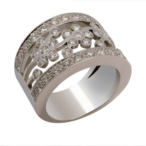 Bague jonc large ajourée en or blanc 18 carats, motif floral central avec diamants ronds serti clos en corolles, deux rangs pavés sur bords supérieur et inférieur, vue de côté