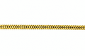 Chaîne en or jaune 18 carats maille corde massive sur fond blanc