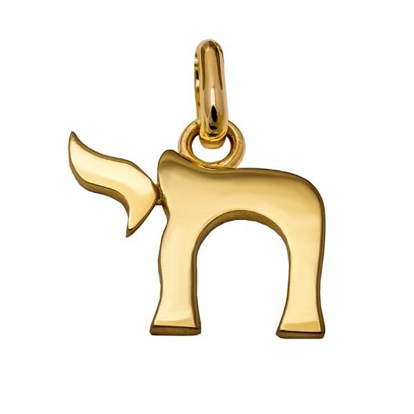 Pendentif hai arrondi en or sur un fond blanc