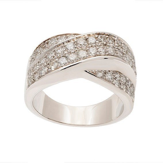 Bague ruban croisé pavé de diamants ronds en or blanc 18 carats, vue de face